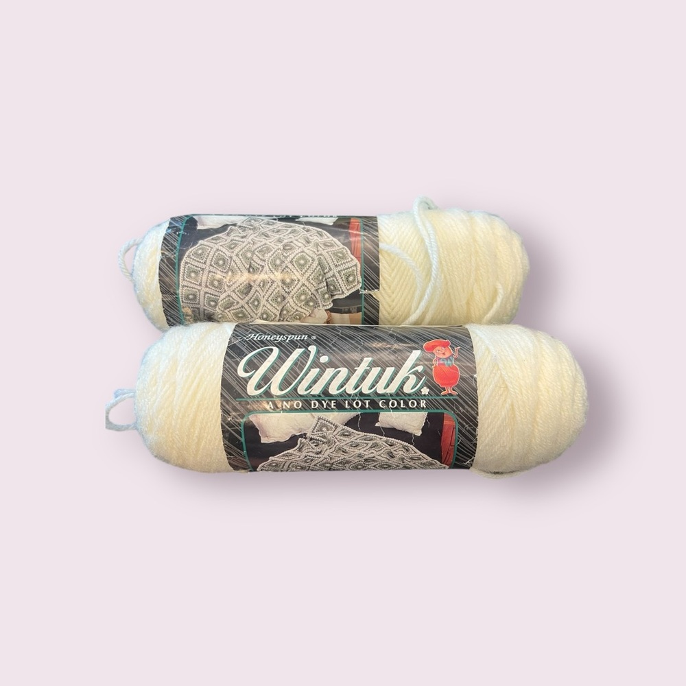 Vintage Honeyspun Wintuk Monsanto Acrylic Yarn 4 Ply Lot Of 2 OFF‎ WHITE #3002